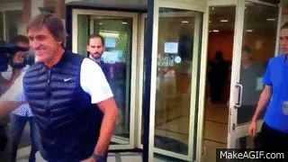 Lionel Messi suffered a knee injury after his injury against Las Palmas