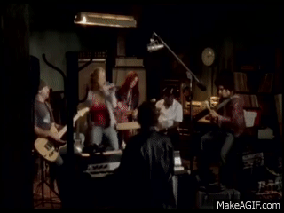 sYQDVK.gif