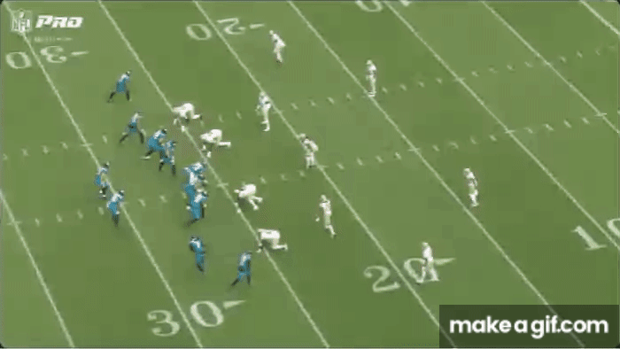 Brian Thomas Motions out for another Out Route